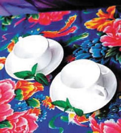 中式家具搭配印染土花布藝